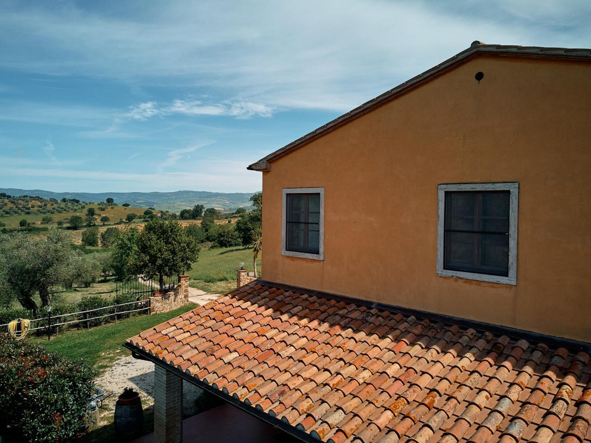 8380 Agriturismo Il Saragiolo Manciano Eksteriør bilde
